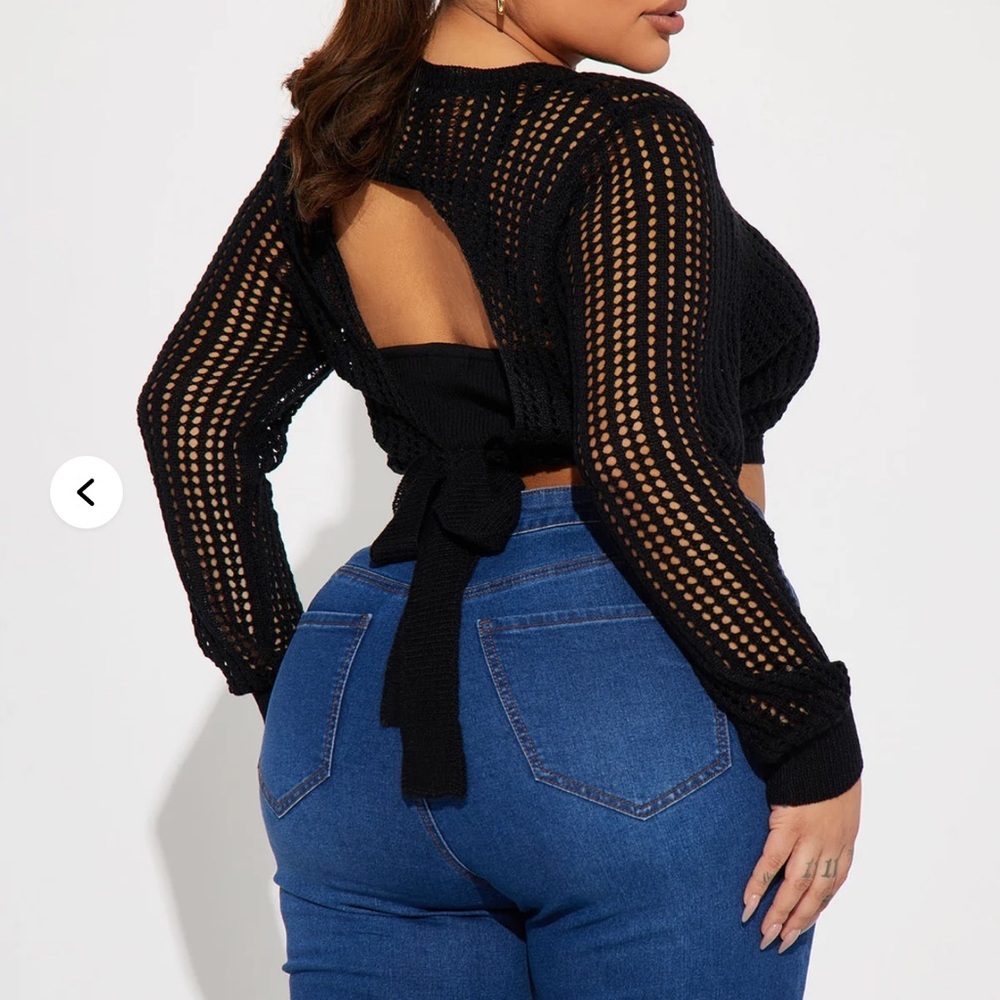 Black Fitted Ribbed Long Sleeve Crop Top - Picture 3 of 5